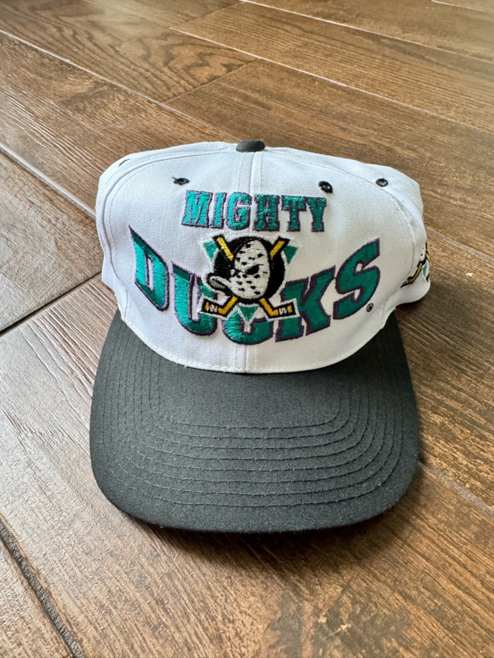 Vintage Mighty Ducks Sports Specialties One Size Snapback Excellent